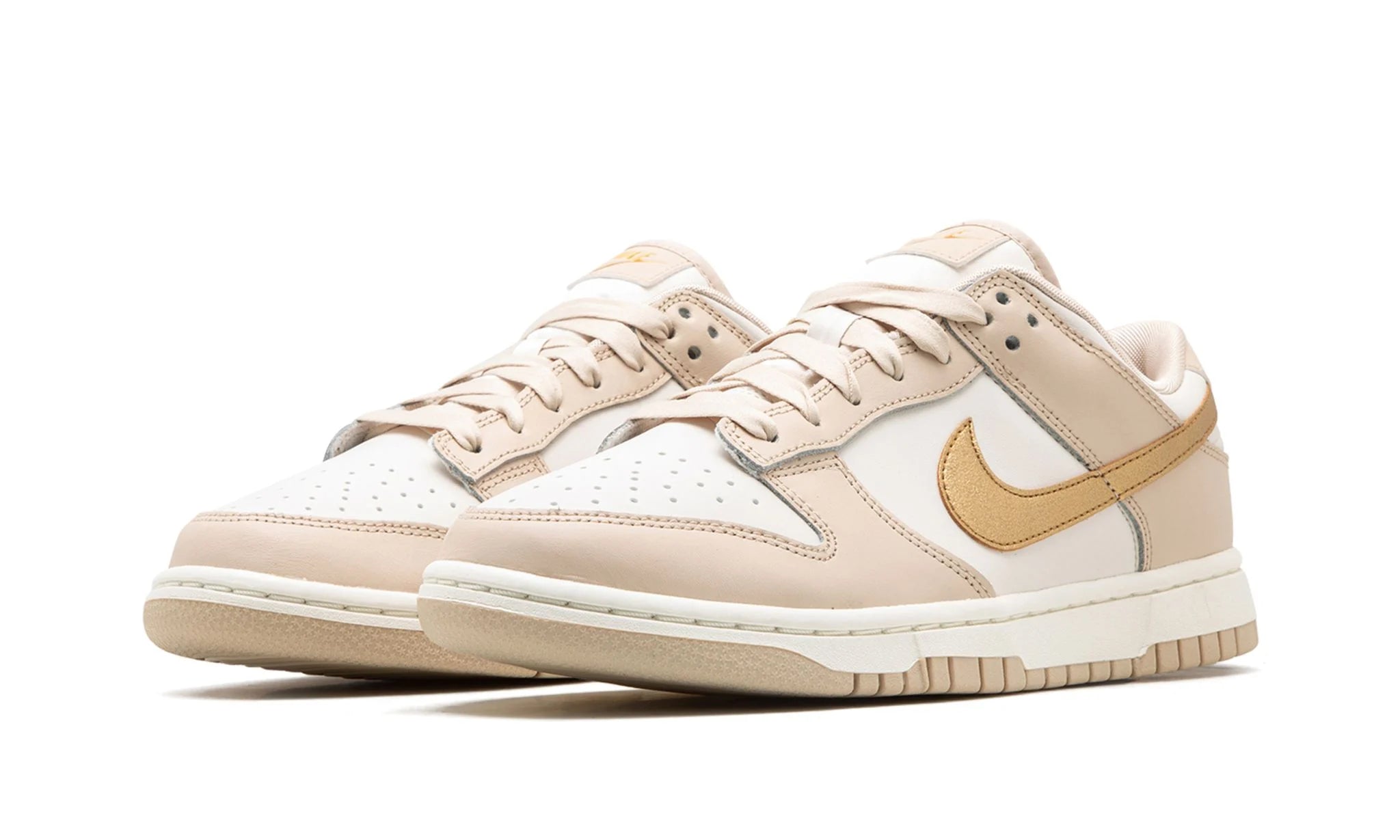 Nike Dunk Low - Metallic Gold