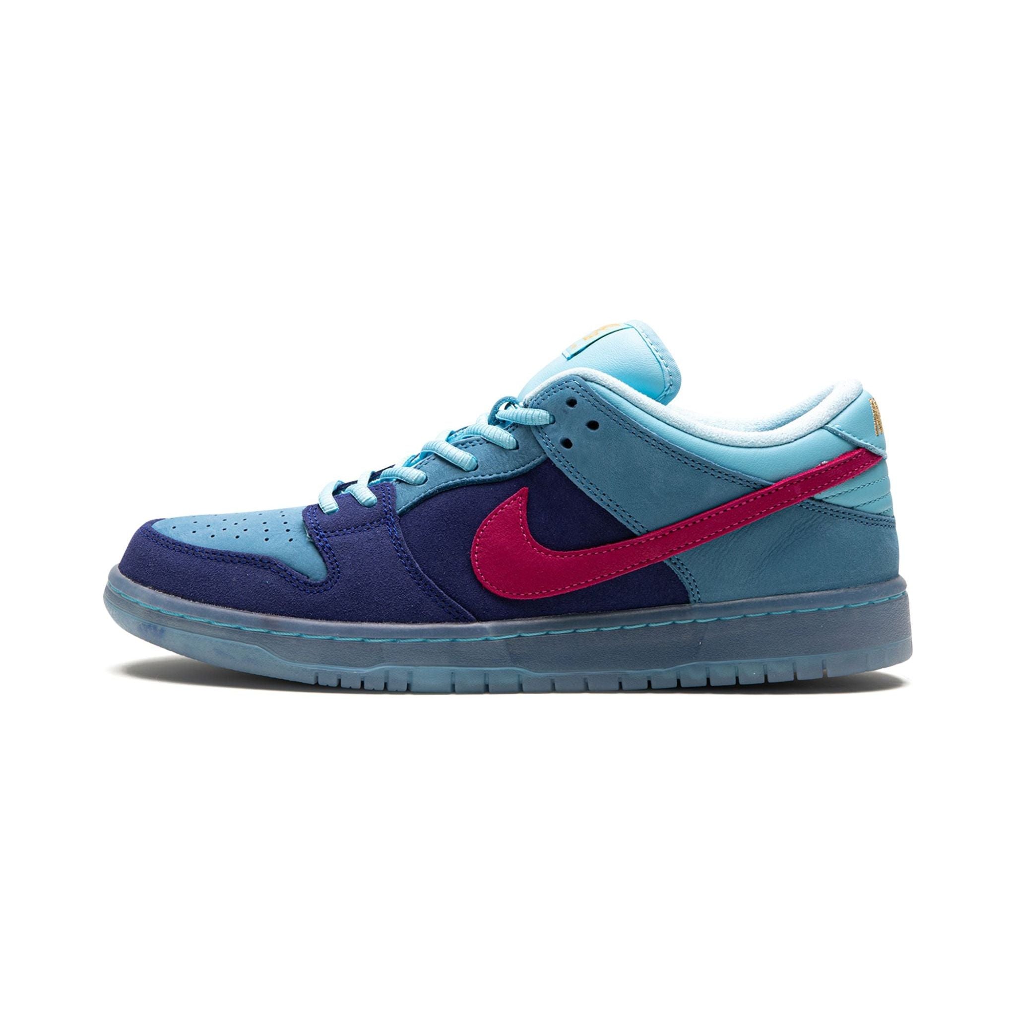 Nike SB Dunk Low - Run The Jewels