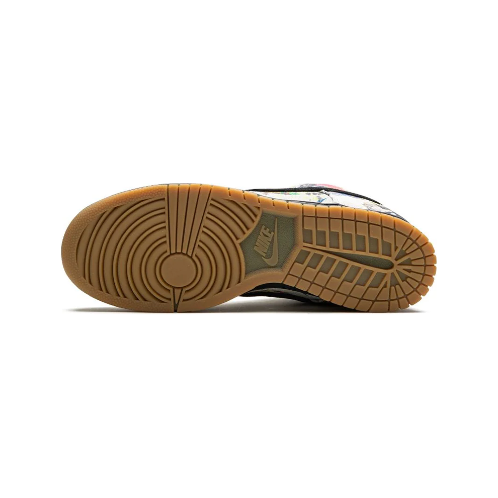 Nike SB Dunk Low - Supreme 'Rammellzee'