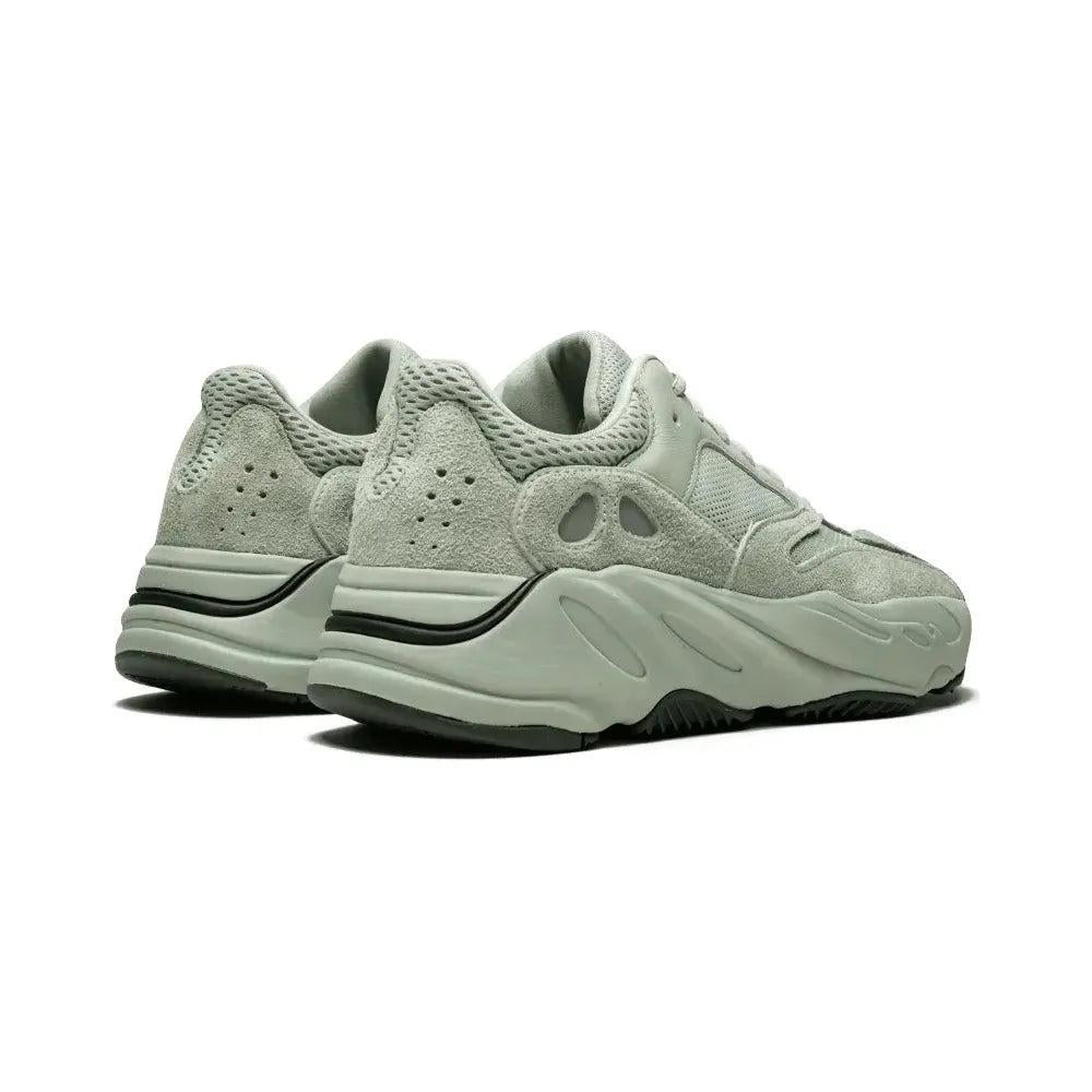 Yeezy Boost 700 Salt โ Lisabona Streetwear