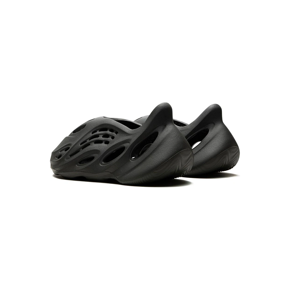 Yeezy Foam RNR - Carbon