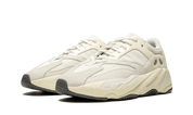 Yeezy Boost 700 - Analog