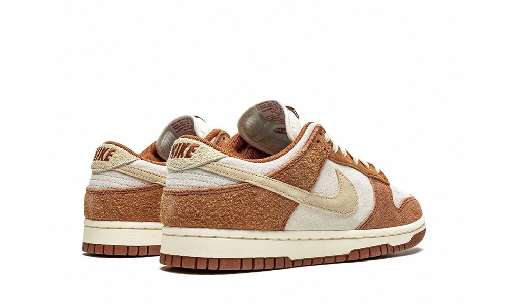 Nike Dunk Low - Medium Curry