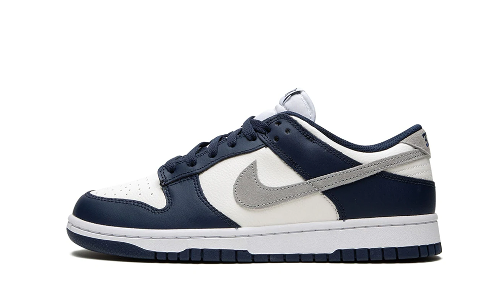 Nike Dunk Low - Midnight Navy