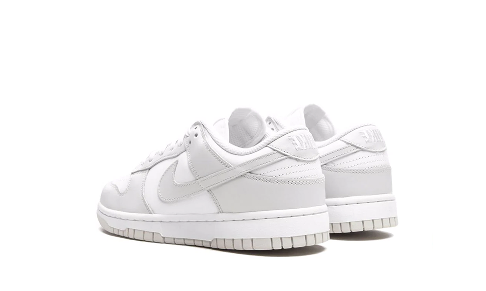 Nike Dunk Low - Photon Dust (Cinza Claro)