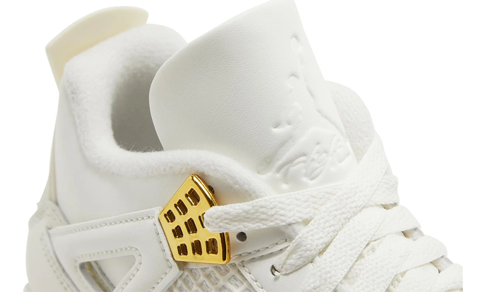 Air Jordan 4 - Metallic Gold