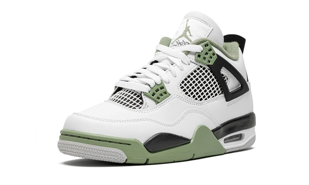 jordan4seafoam2.png