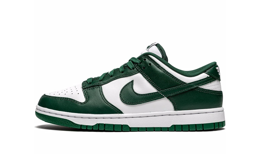 Nike Dunk Low - Michigan State Green