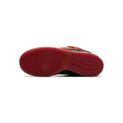 Nike SB Dunk Low - The Wizard of Oz Poppy Field