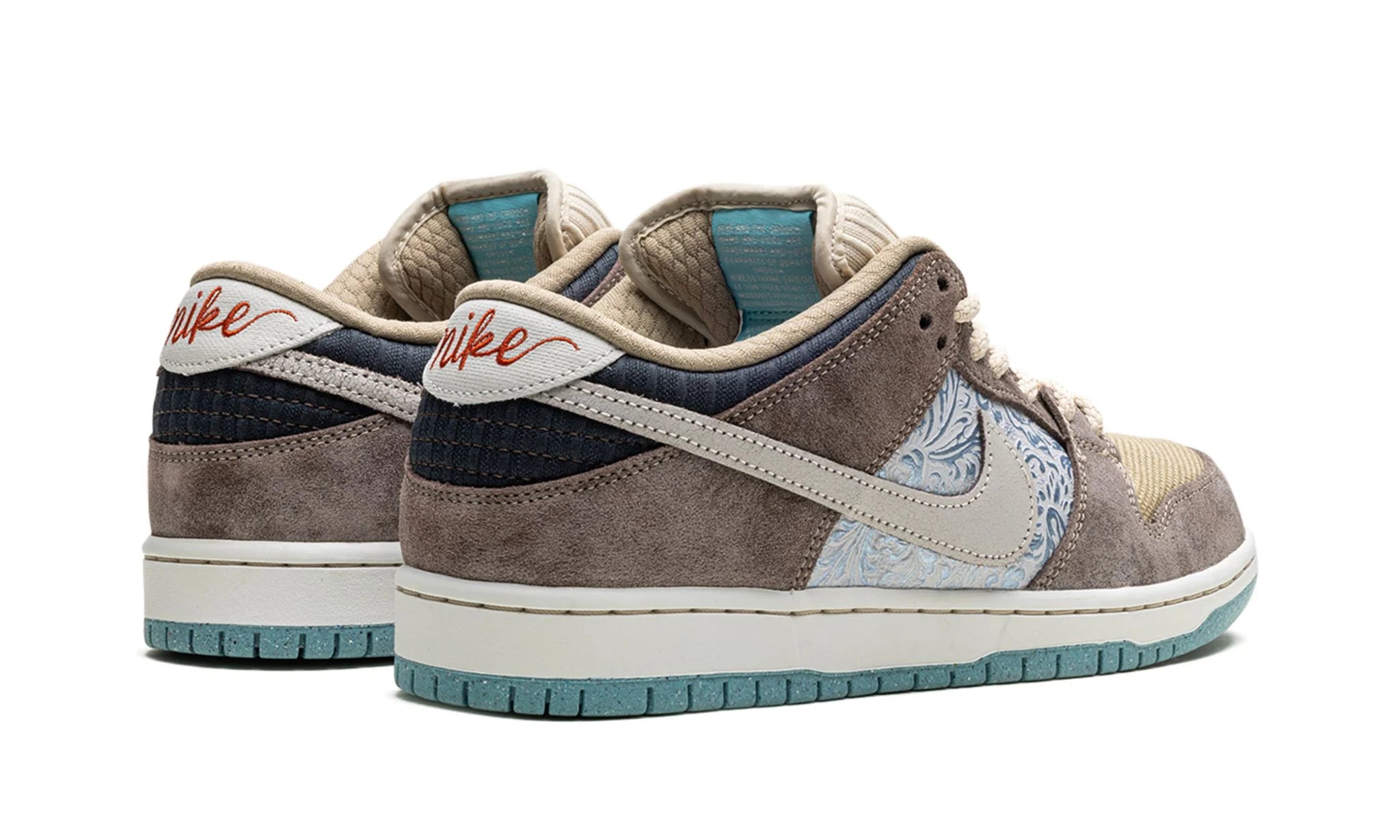 Nike SB Dunk Low - Big Money Savings