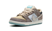 Nike SB Dunk Low - Big Money Savings