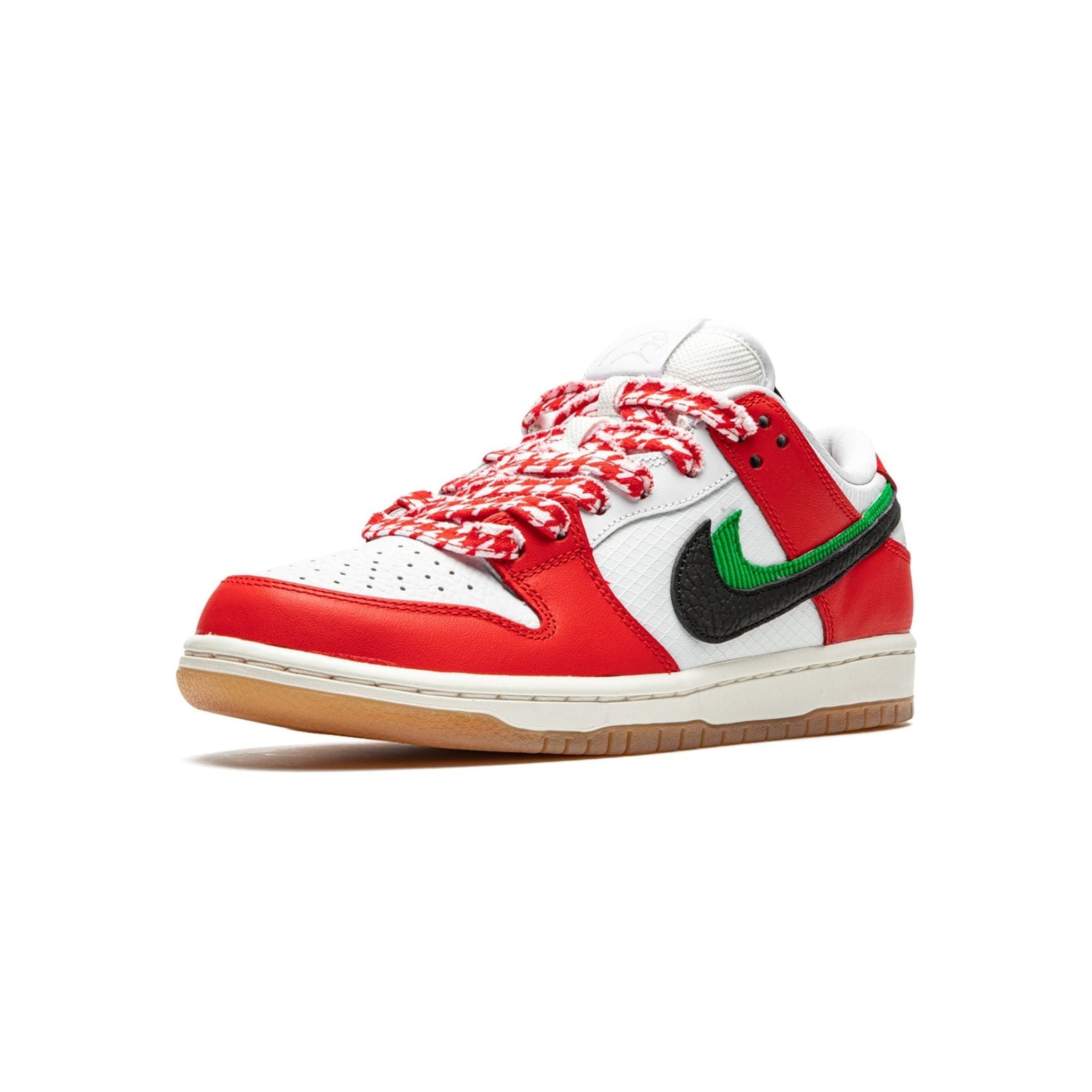 nike-sb-dunk-low-pro-qs-frame-skate-habibi_16272892_43125906_2048.jpg