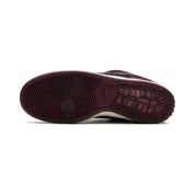 Nike SB Dunk Low - Riot Skateshop