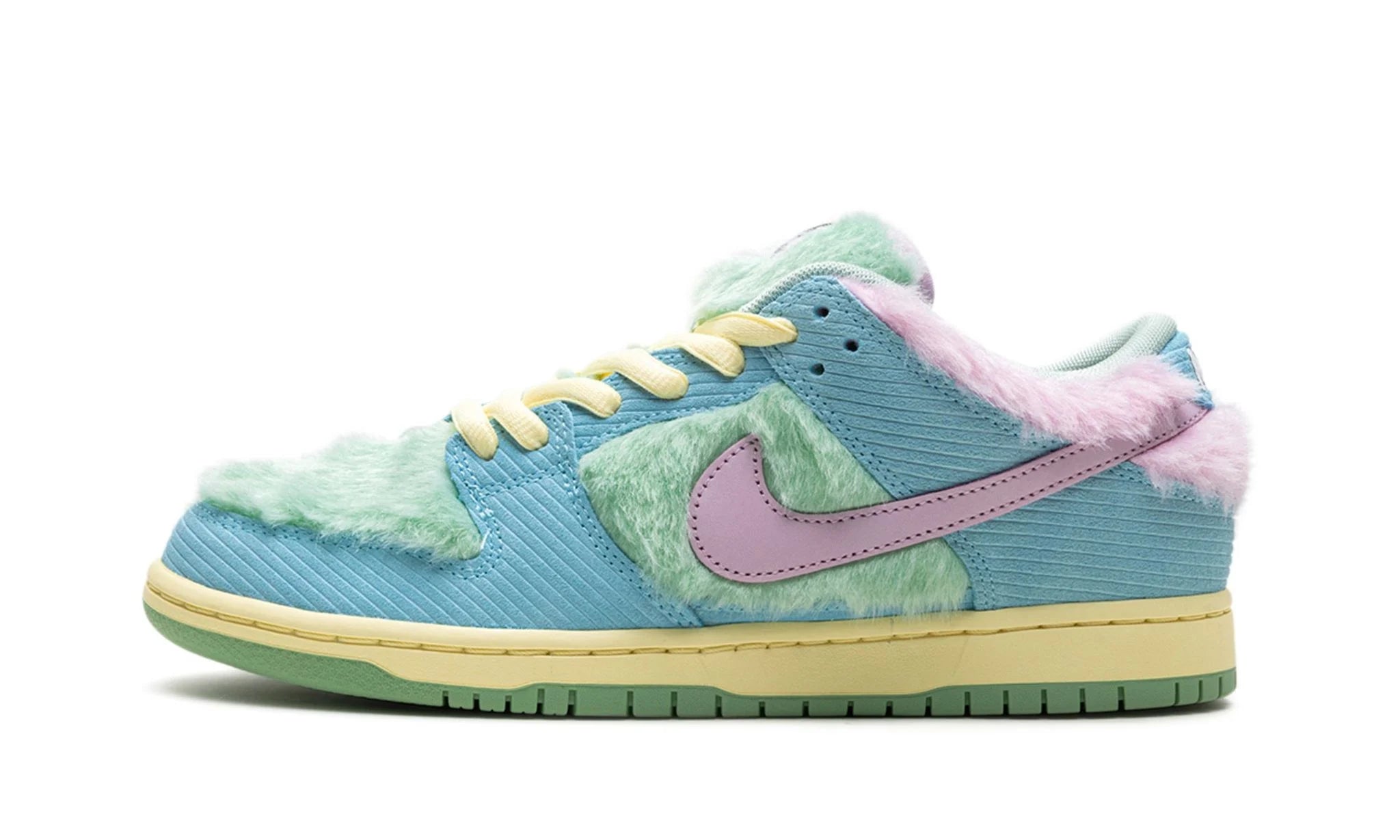 Nike SB Dunk Low - Verdy Visty