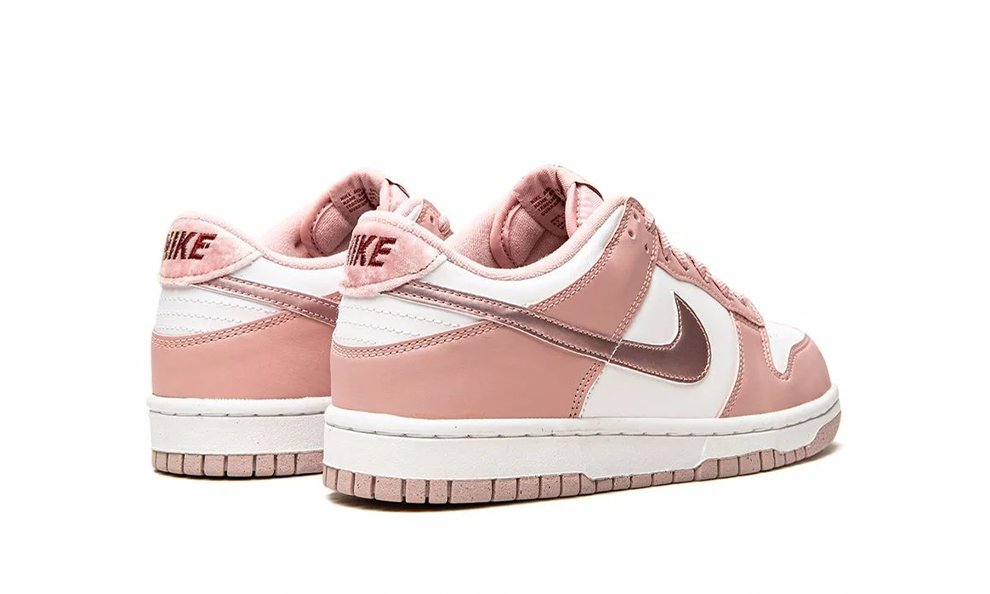 Nike Dunk Low - Pink Velvet