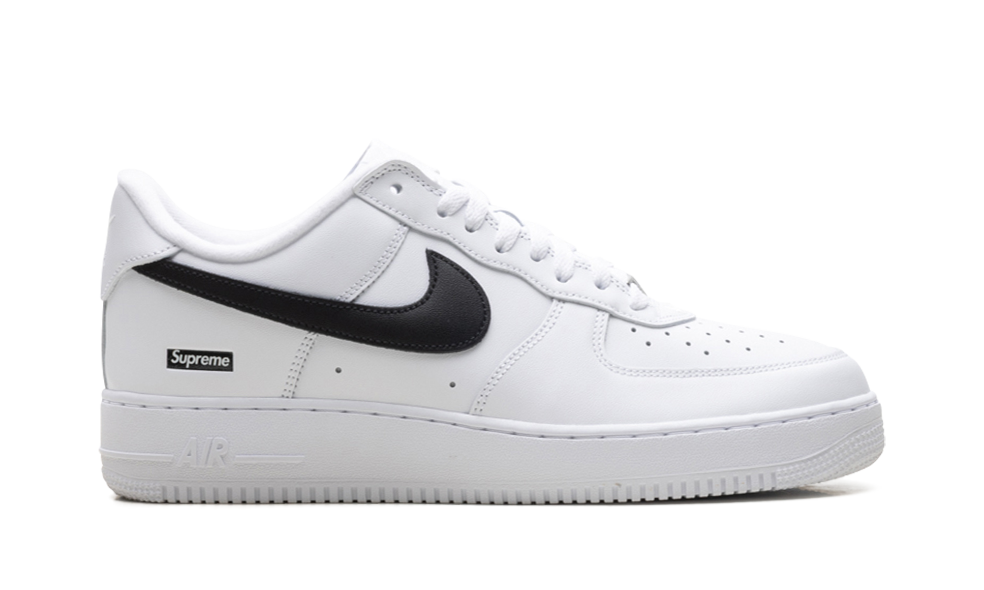 Air Force 1 Low Supreme - White and Black
