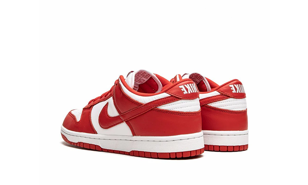 NIKE DUNK LOW - UNIVERSITY RED (ST. JOHN'S)